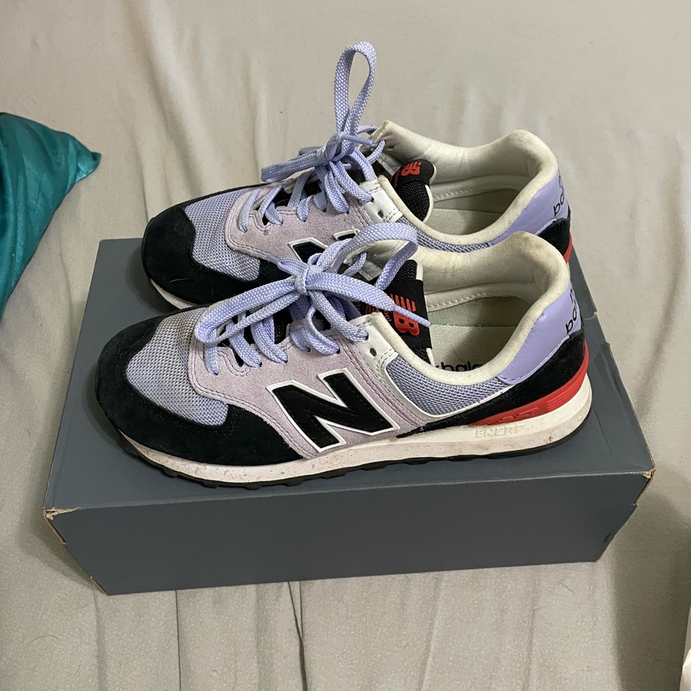 New Balance Black and Lavender Sneakers